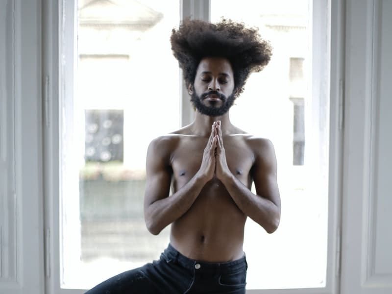 Участвует в планировании движений Участвует в планировании движений